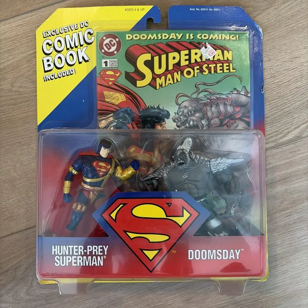 DC Hunter Prey Superman vs Doomsday - Comic Book Action Figure Set - Kenner 1995